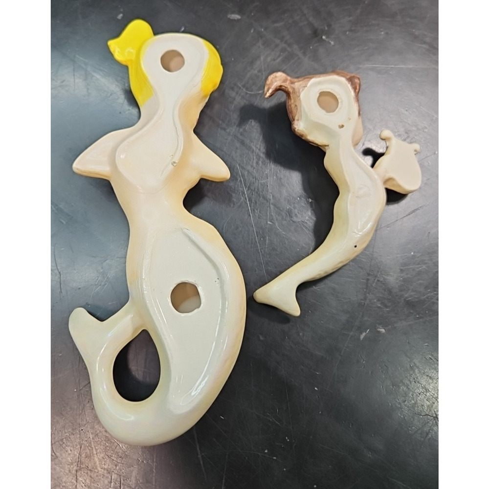 Vintage MCM Mermaid & Baby 1960s Ceramic Chalkware Beach Fantasy Wall Hangings - Picture 14 of 16